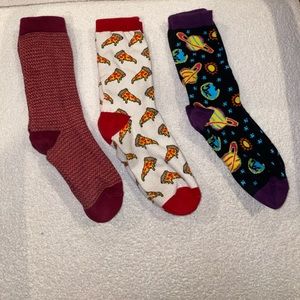 UO CREW SOCKS